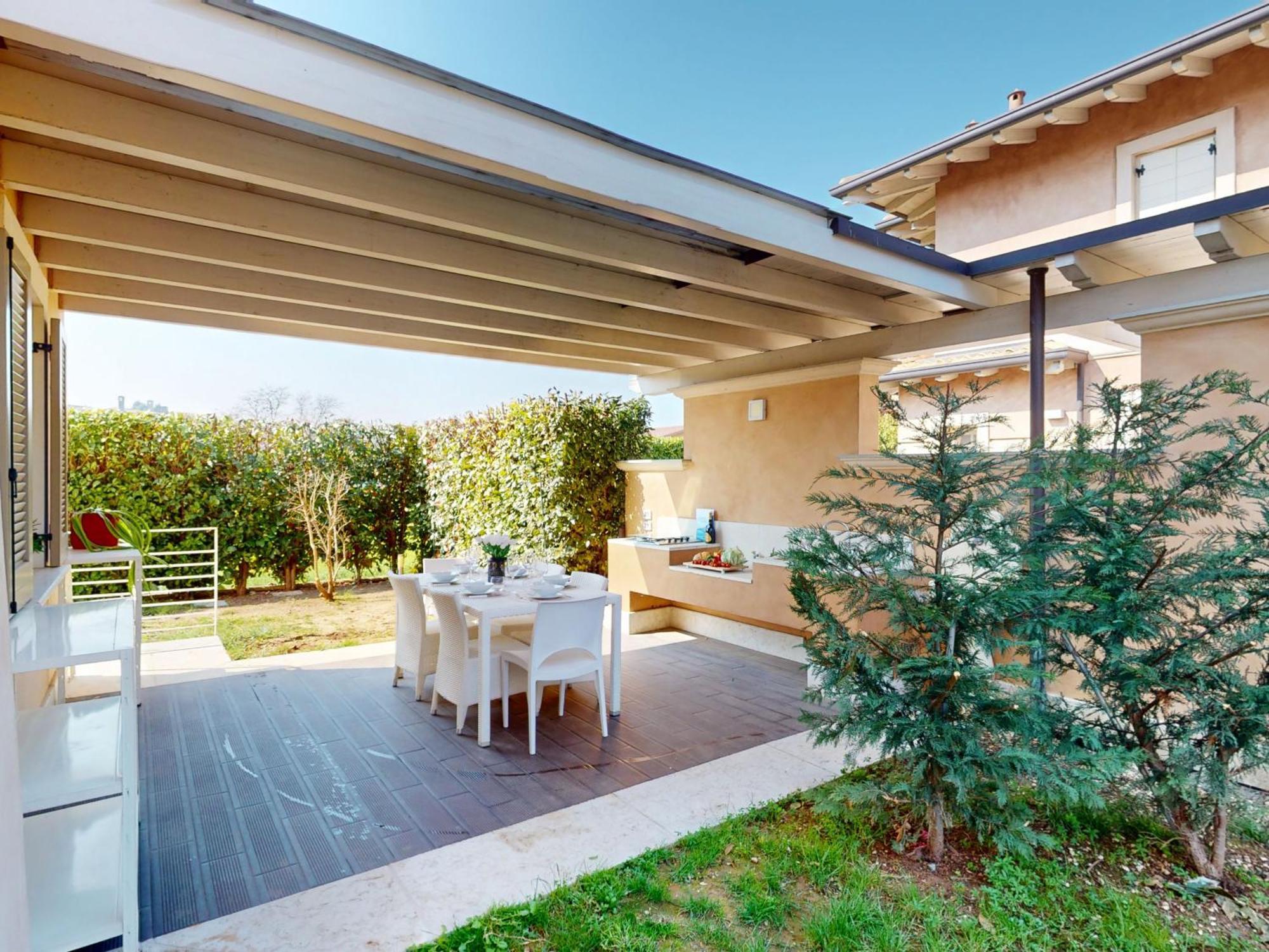 Villa Dolcevita By Bookinggardalake Манерба дел Гарда Екстериор снимка