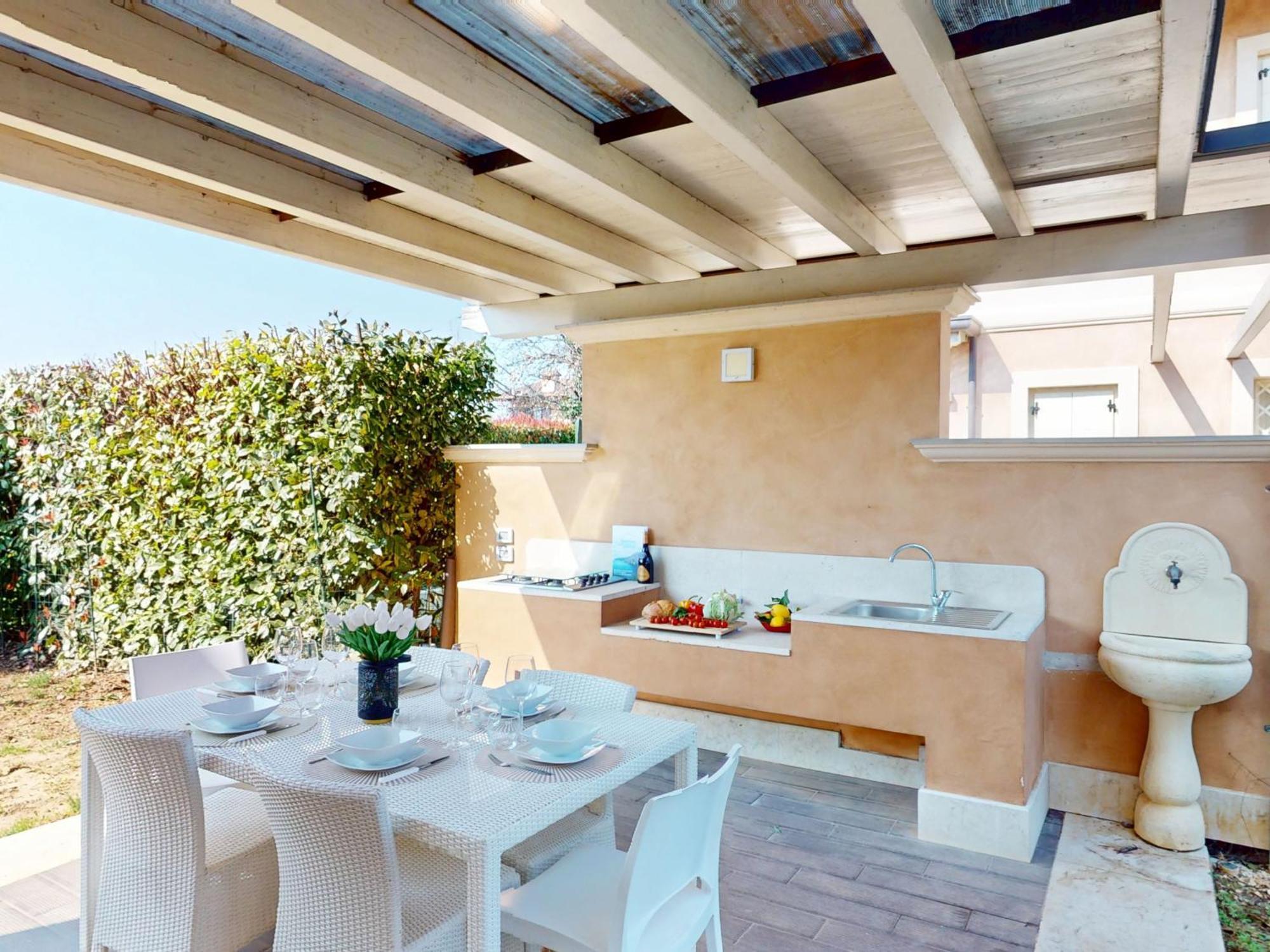 Villa Dolcevita By Bookinggardalake Манерба дел Гарда Екстериор снимка